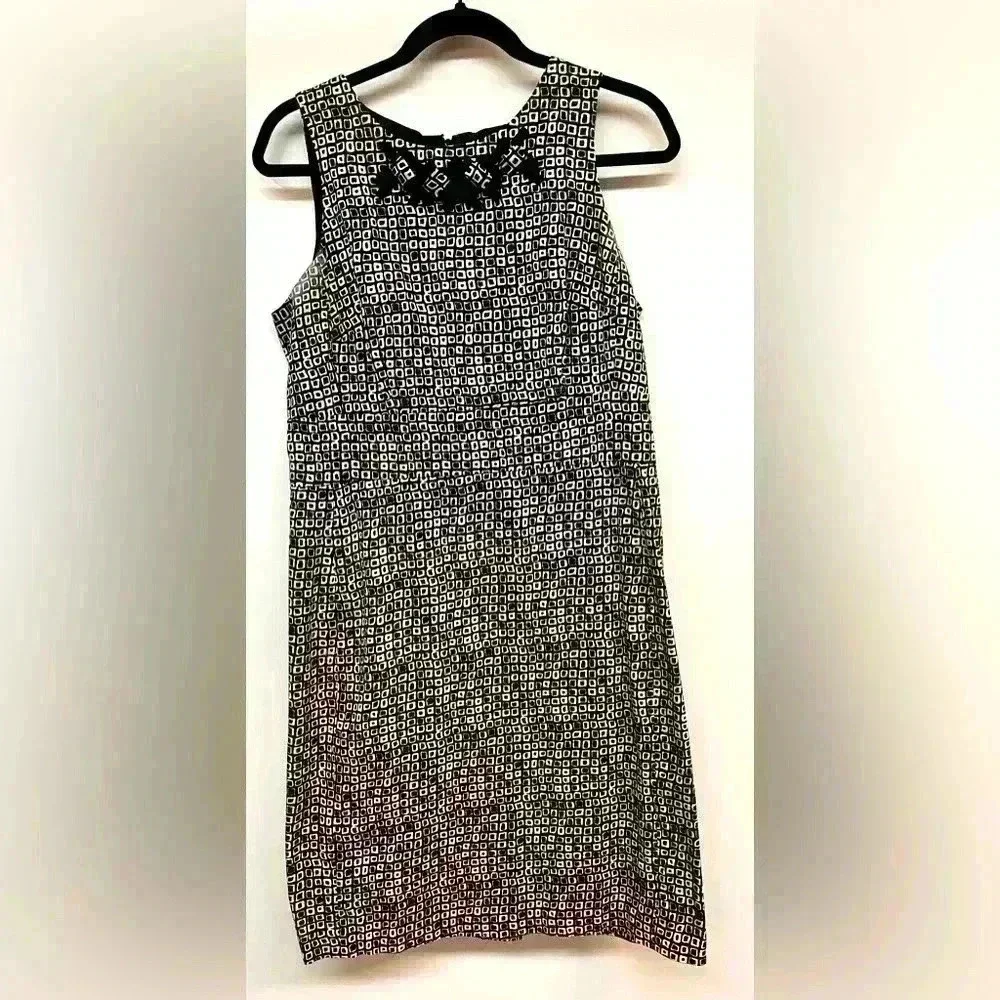 Jones New York Sleeveless Professional/Office Dress - Black and Cream Pattern - Picture 1 of 3